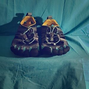 Women’s River Toe Shoes